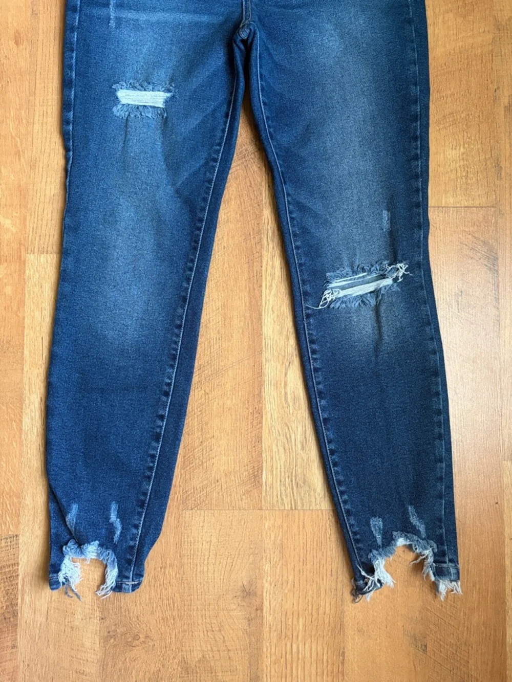 KANCAN HIGH RISE HEM DETAIL ANKLE SKINNY - Picture 3 of 6